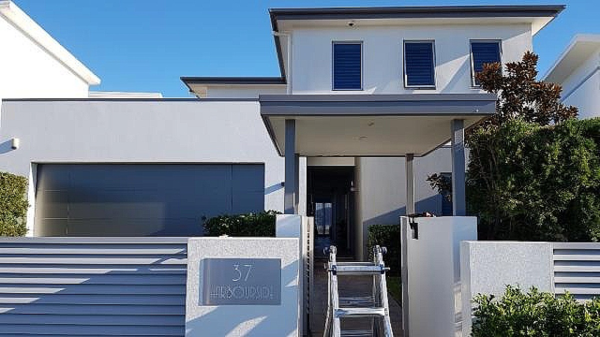 Strata Project Example 1
